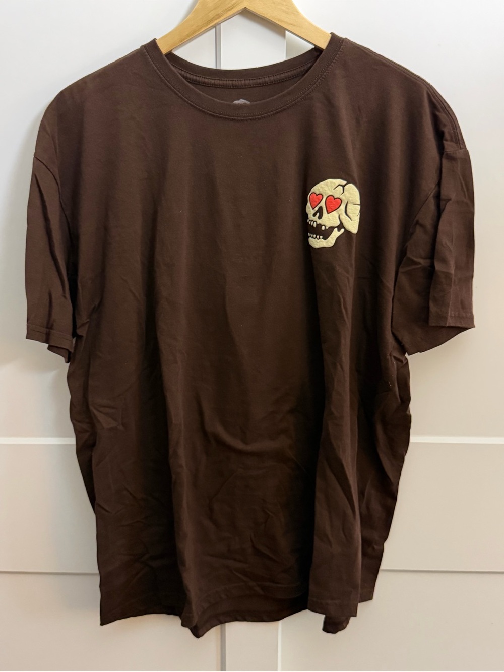 Brown Loving Life Skeleton Heart Skull Graphic Tee
